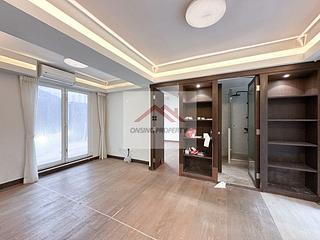 Mid Levels Central - On Fung Building 04