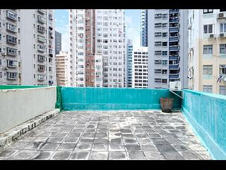 Poho - Hollywood Building 28