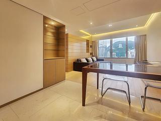 Wan Chai - Convention Plaza Apartments 03