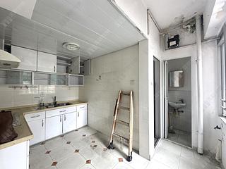 Mid Levels Central - Merry Court 05