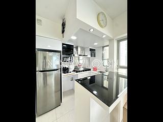 Tai Kok Tsui - Hampton Place 03