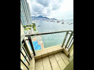 Tai Kok Tsui - Hampton Place 07