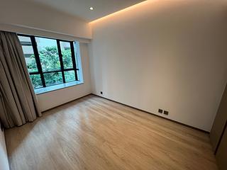 Mid Levels Central - Dynasty Court 04