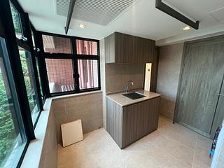 Mid Levels Central - Dynasty Court 12