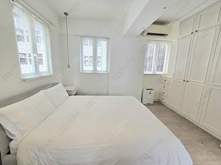 Wan Chai - Bo Fung Mansion 04
