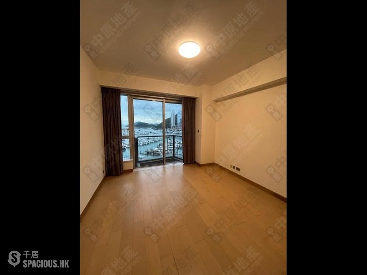 Wong Chuk Hang - Marinella Block 3 01