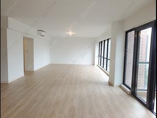 Mid Levels Central - Estoril Court Block 1 03