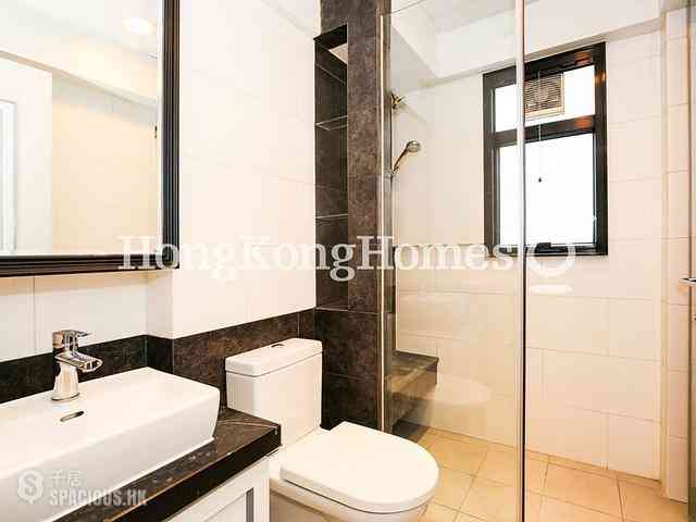 Wan Chai - New Sun House 07