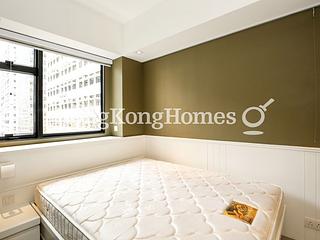 Wan Chai - New Sun House 05