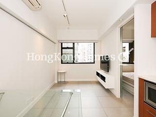 Wan Chai - New Sun House 02