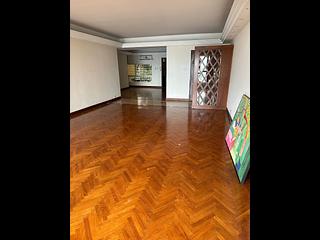 Mid Levels West - Savoy Court 03