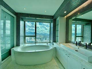 West Kowloon - Sorrento 03