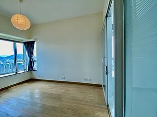 West Kowloon - Sorrento 05