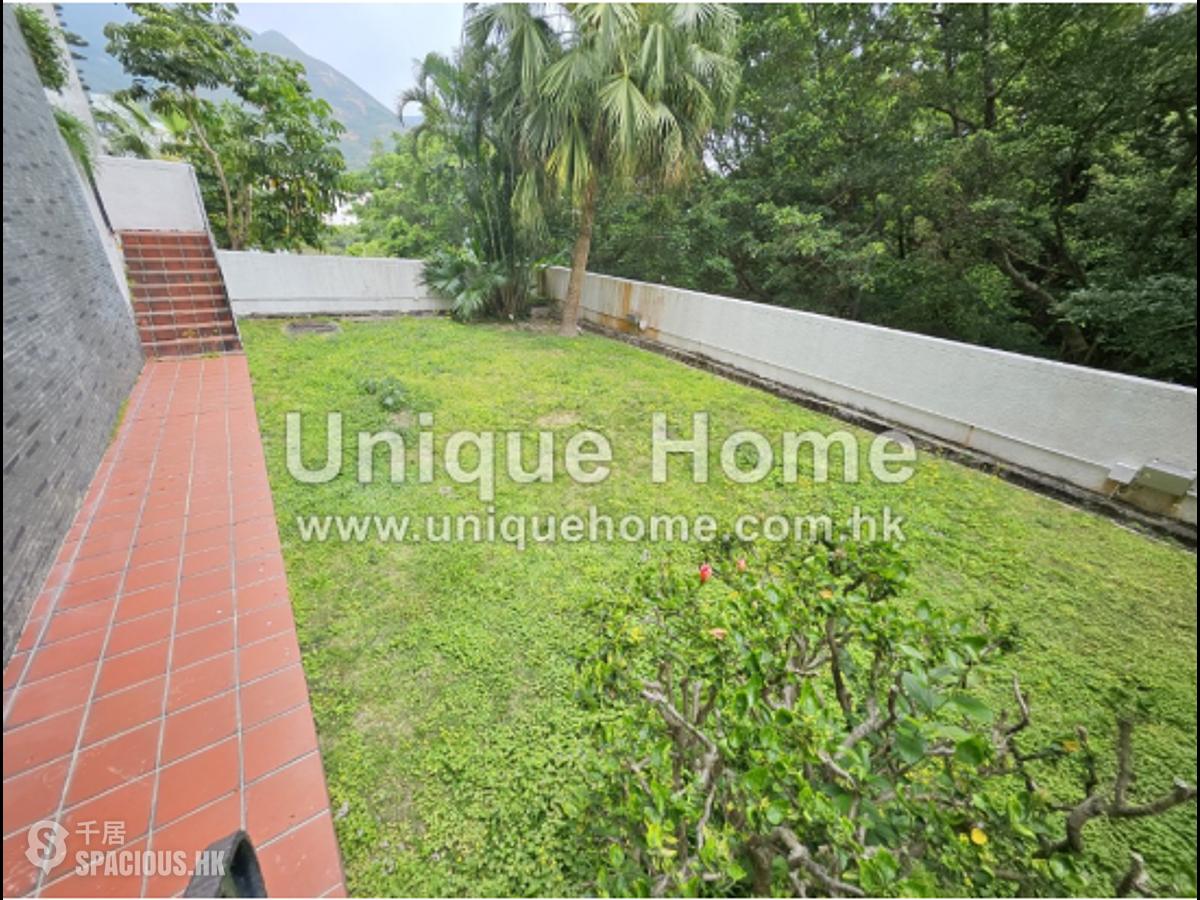 Chung Hom Kok - Casa Del Sol 01