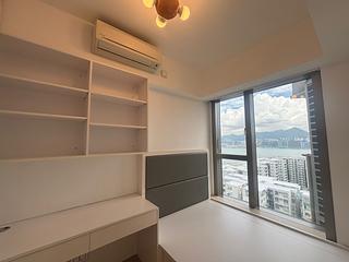 Fortress Hill - Harbour Glory Block 6 04