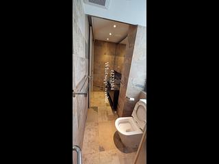 Poho - 204, Hollywood Road 09