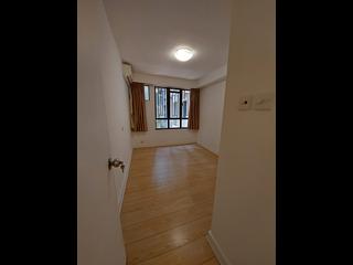 Braemar Hill - Wilshire Towers Block C 03