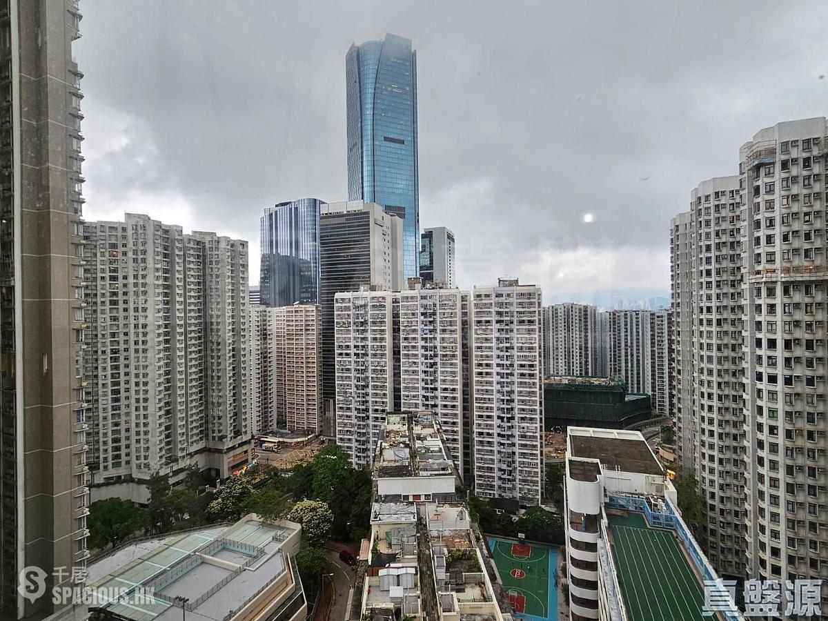Quarry Bay - Nan Fung Sun Chuen 01