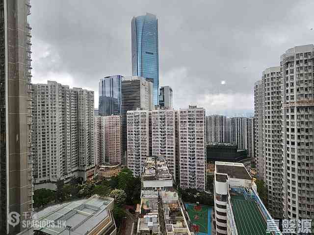 Quarry Bay - Nan Fung Sun Chuen 01