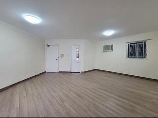 Ap Lei Chau - South Horizons Phase 3 Mei Hay Court (Block 18) 07
