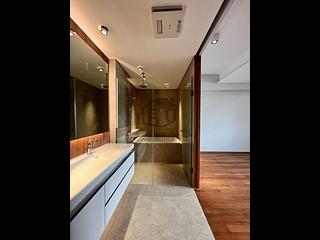 Repulse Bay - Overbays 22
