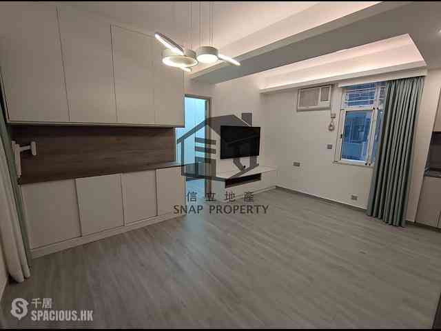 Mid Levels Central - Woodland Court 01