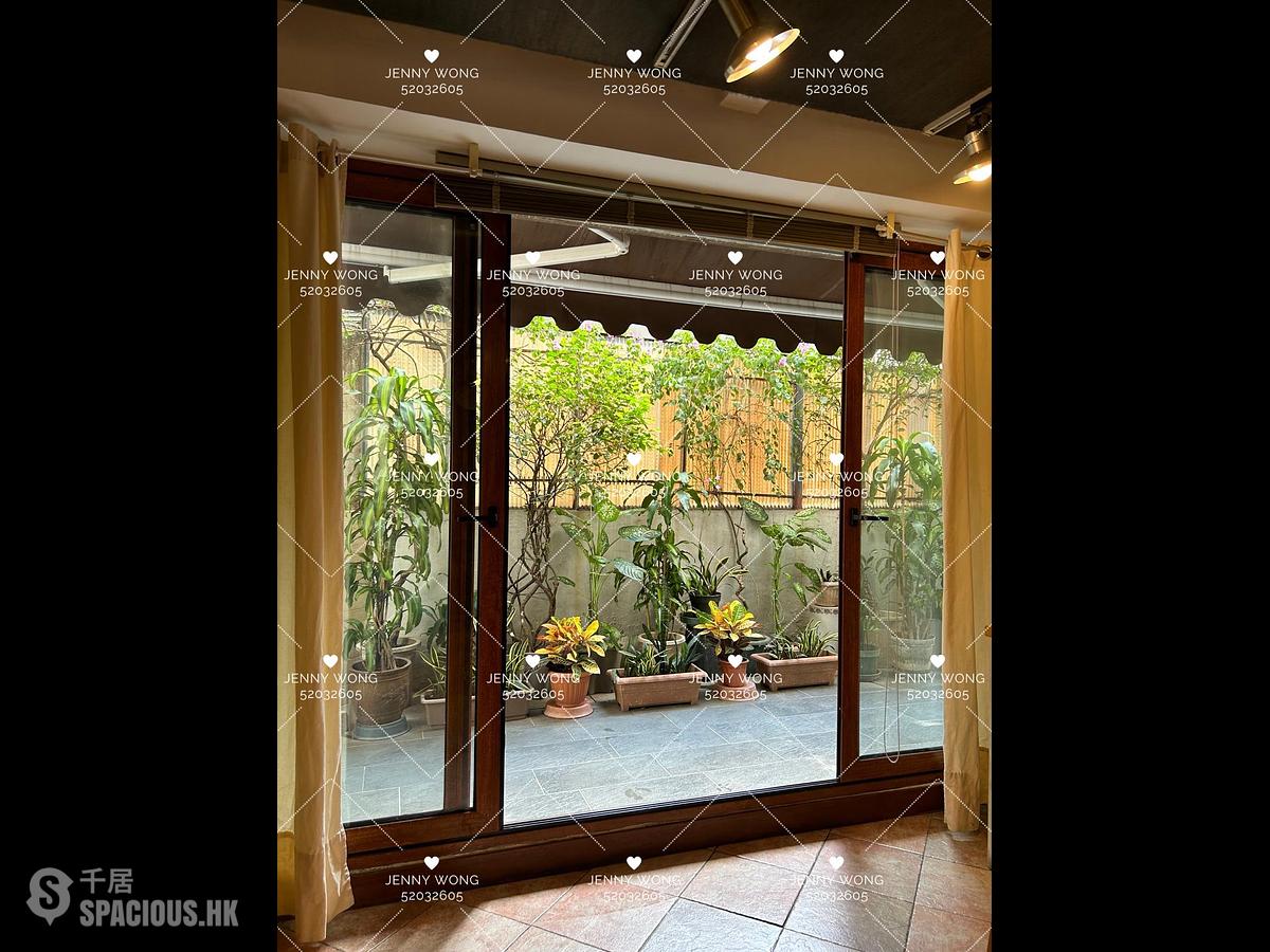 Jordan - Ka Shun House 01