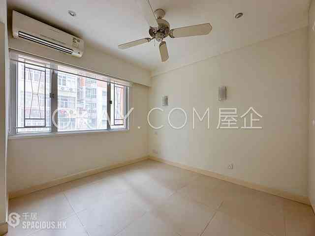 Wan Chai - Tung Shing (Sing) Building 03