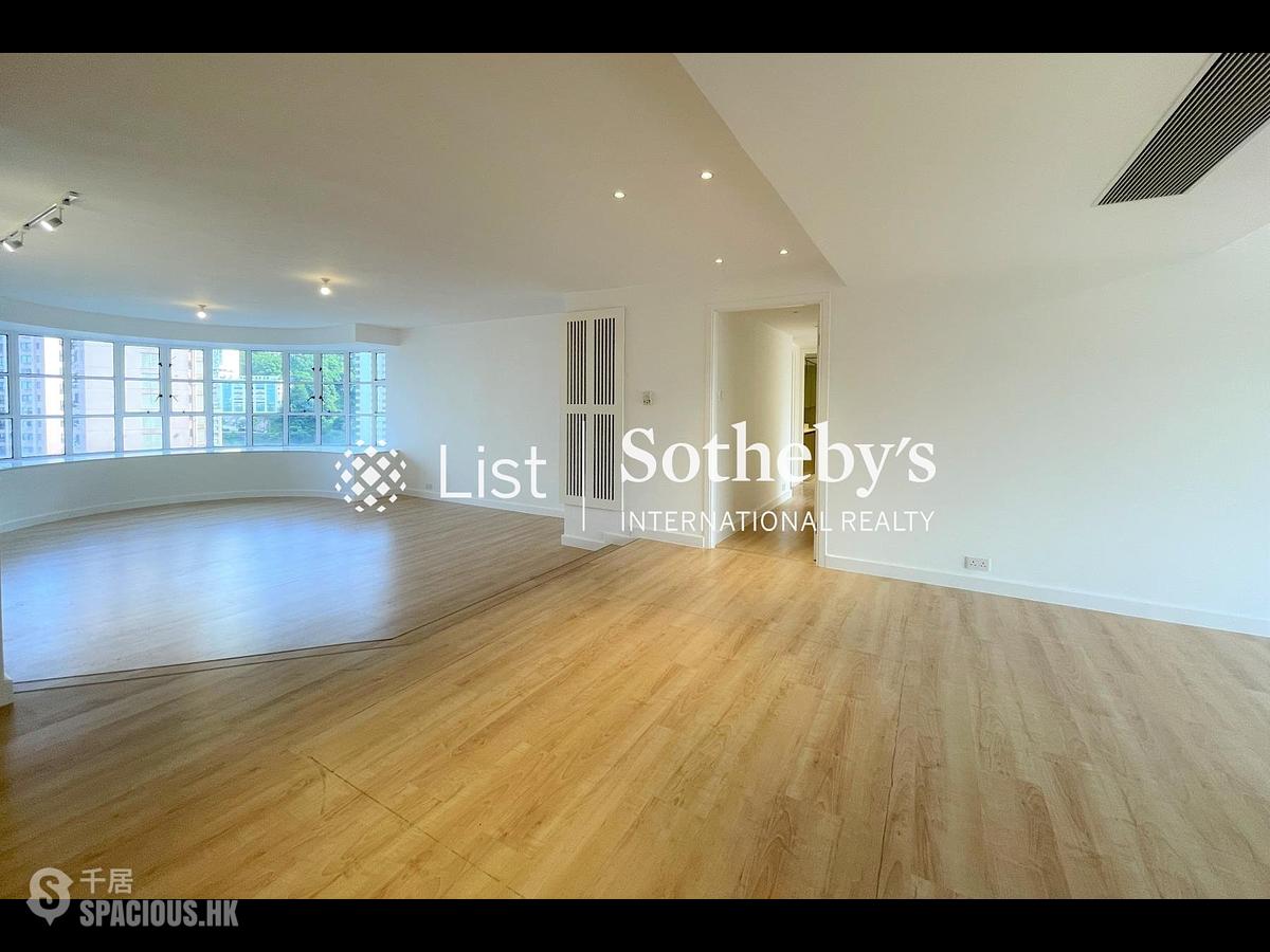 Mid Levels Central - Garden Terrace 01