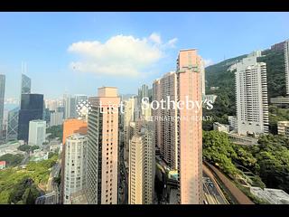 Mid Levels Central - Garden Terrace 02