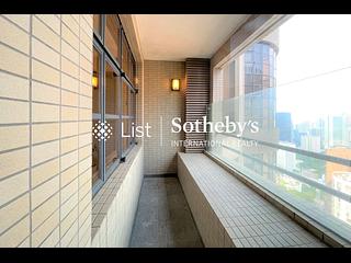 Mid Levels Central - Garden Terrace 03