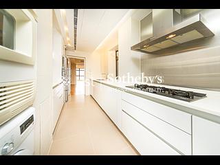 Mid Levels East - Bamboo Grove 02
