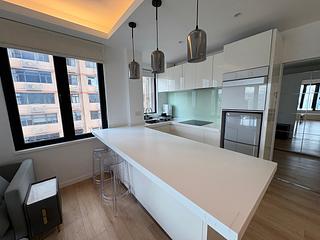 Mid Levels West - Beaudry Tower 02