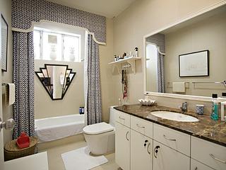 Stanley - Grosse Pointe Villa 07