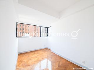 Ap Lei Chau - South Horizons Phase 4 The Oasis Berkeley Court (Block 33) 09