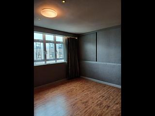 North Point - Bedford Gardens 10