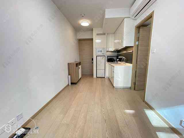 Pak Shek Kok - Solaria Tower 6 02