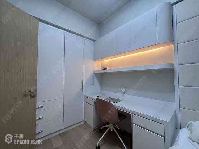 Pak Shek Kok - Solaria Tower 5 08