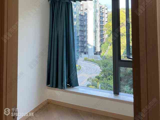 Tai Po - The Regent Block 17 06