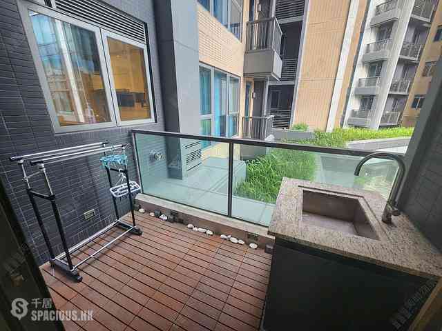 Pak Shek Kok - St Martin Phase 1 Tower 5 05