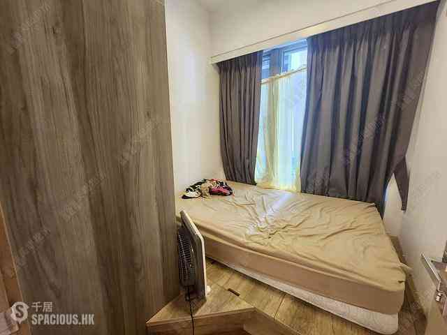 Pak Shek Kok - St Martin Phase 1 Tower 5 07