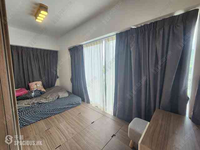 Pak Shek Kok - St Martin Phase 1 Tower 5 09
