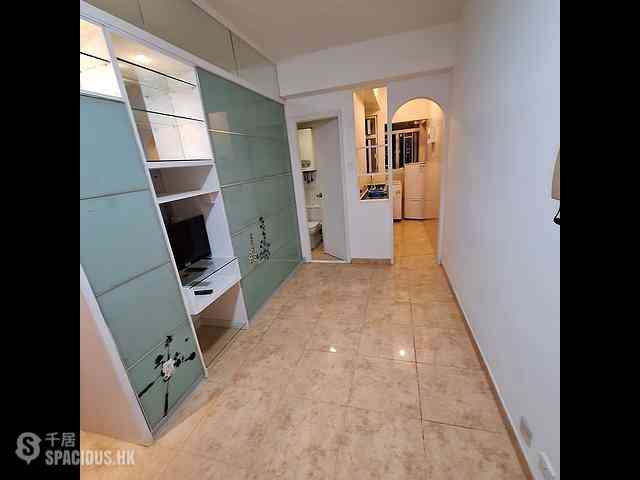 Wan Chai - Eastman Court 01