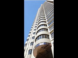 Mid Levels Central - Garden Terrace 03