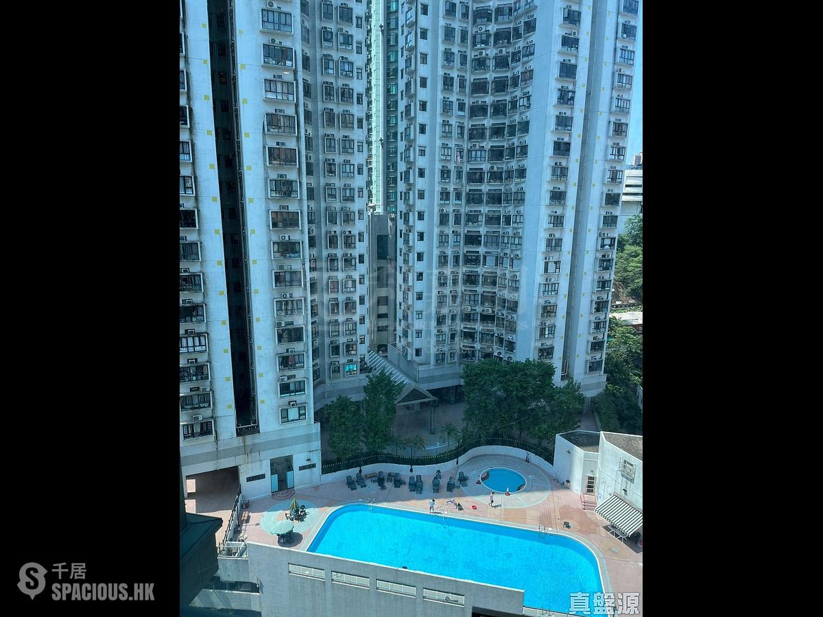 Tai Hang - Villa D'Arte 01