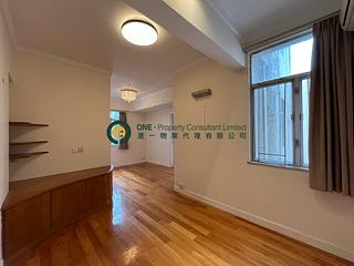 Sai Ying Pun - Golden Phoenix Court 02