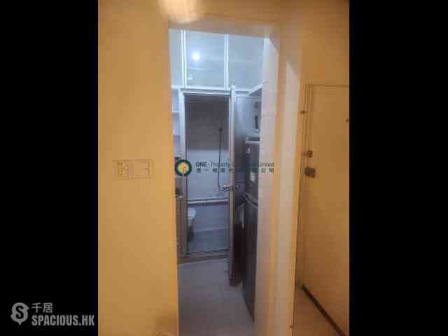 Central - Yuen Ming Building 03