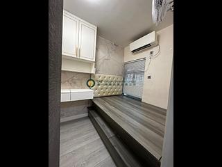 Mid Levels Central - Maxluck Court 09