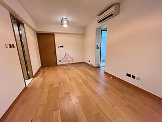 Sai Ying Pun - The Nova 05