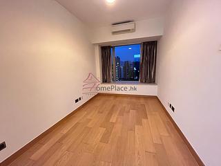 Sai Ying Pun - The Nova 07